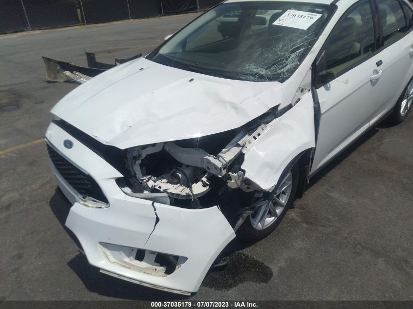 2015 FORD FOCUS SE - 1FADP3F2XFL252441