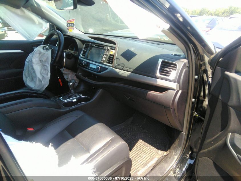2019 TOYOTA HIGHLANDER SE/XLE - 5TDJZRFH4KS705914