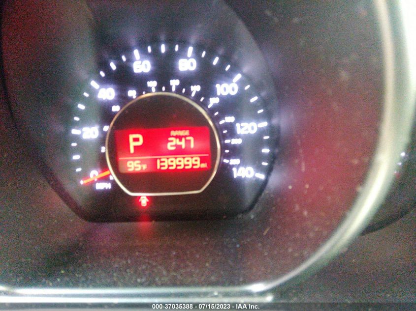 2014 KIA SOUL + - KNDJP3A58E7717207