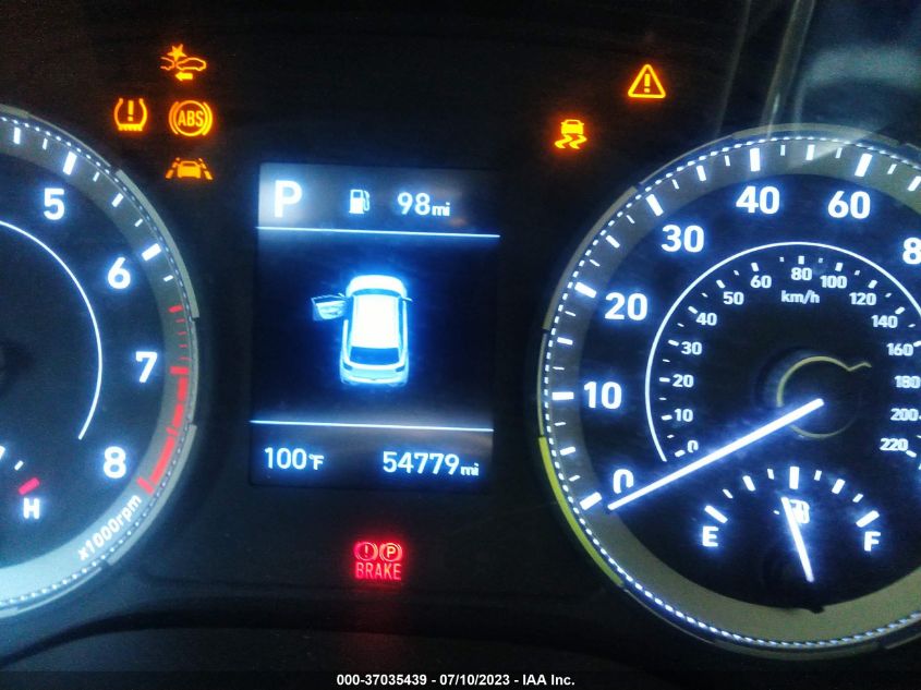 2021 HYUNDAI VENUE SE - KMHRB8A37MU068119