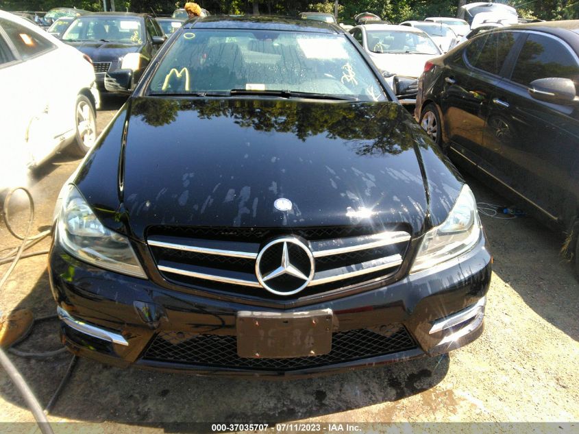 2013 MERCEDES-BENZ C-CLASS C 250 - WDDGJ4HB0DF963465