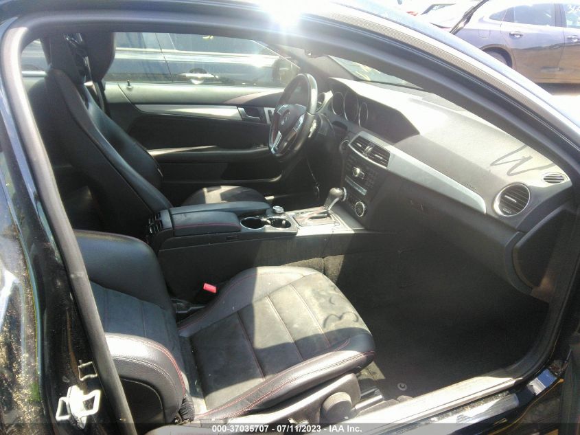 2013 MERCEDES-BENZ C-CLASS C 250 - WDDGJ4HB0DF963465