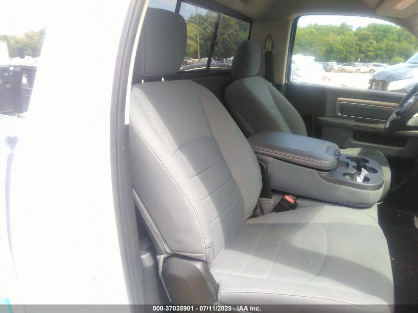 2019 RAM 1500 CLASSIC TRADESMAN - 3C6JR6DT4KG506938