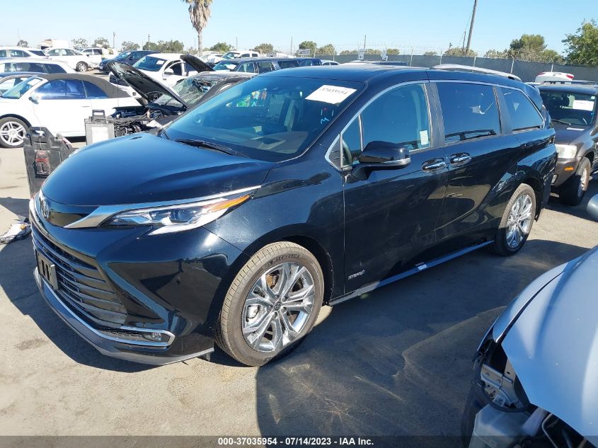 2021 TOYOTA SIENNA LIMITED/PLATINUM - 5TDERKEC7MS047572