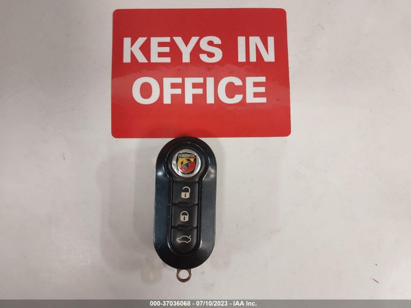 2015 FIAT 500 ABARTH - 3C3CFFFH5FT570698