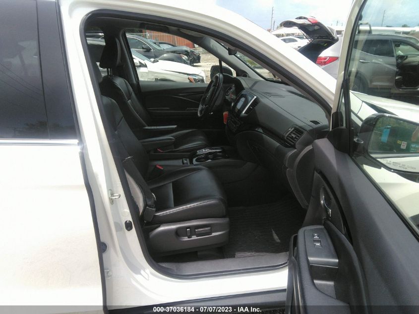 2017 HONDA PILOT TOURING - 5FNYF5H95HB002616