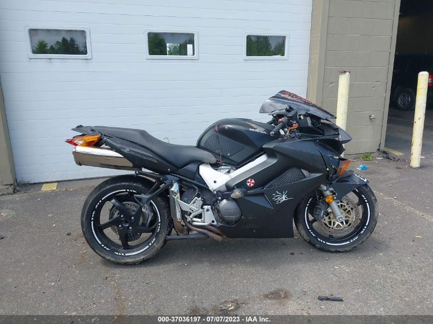 2003 HONDA VFR800 JH2RC46133M501118
