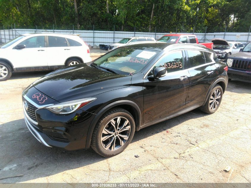2018 INFINITI QX30 LUXURY SJKCH5CR9JA056718