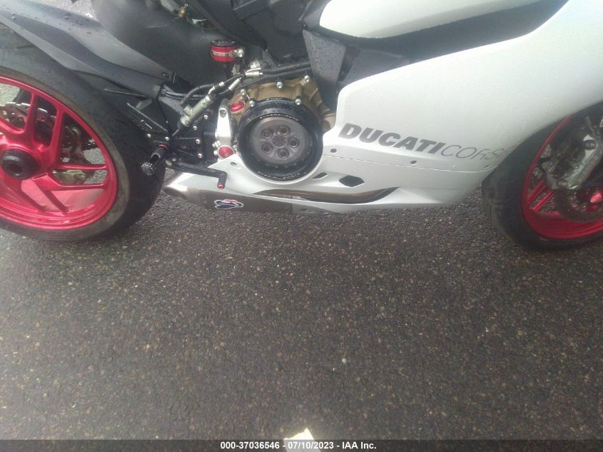 2014 DUCATI SUPERBIKE 899 PANIGALE ZDM14BUW8EB015803