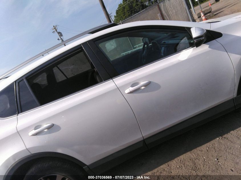 2018 TOYOTA RAV4 ADVENTURE/XLE - 2T3RFREV3JW792530