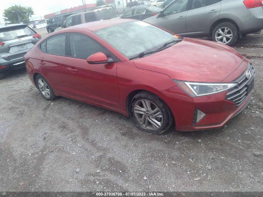 2019 HYUNDAI ELANTRA SEL - 5NPD84LF5KH406489