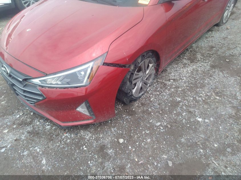 2019 HYUNDAI ELANTRA SEL - 5NPD84LF5KH406489