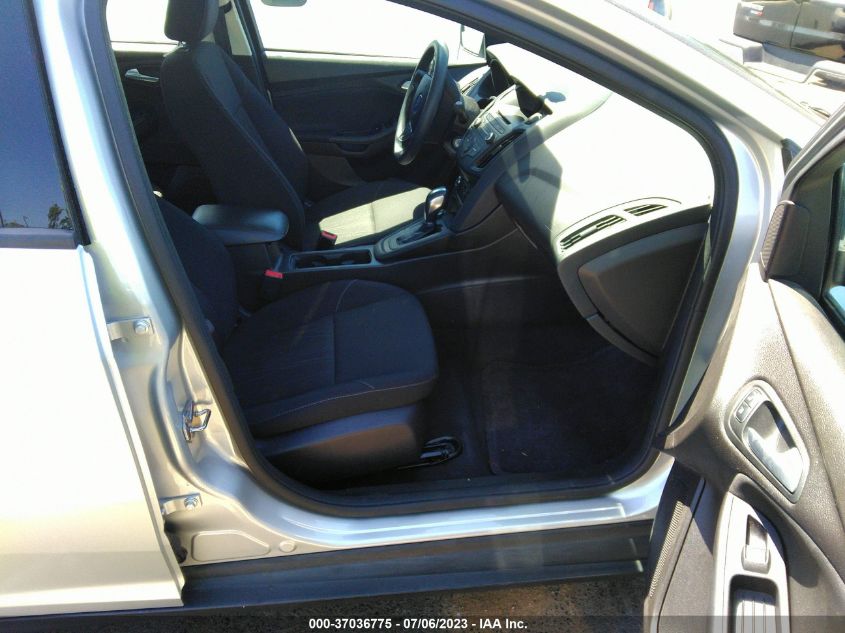 2016 FORD FOCUS SE - 1FADP3F28GL322231