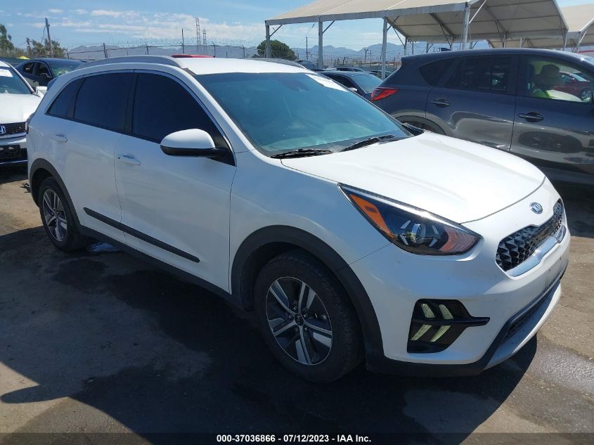 KNDCB3LC4M5481281 Kia Niro LXS