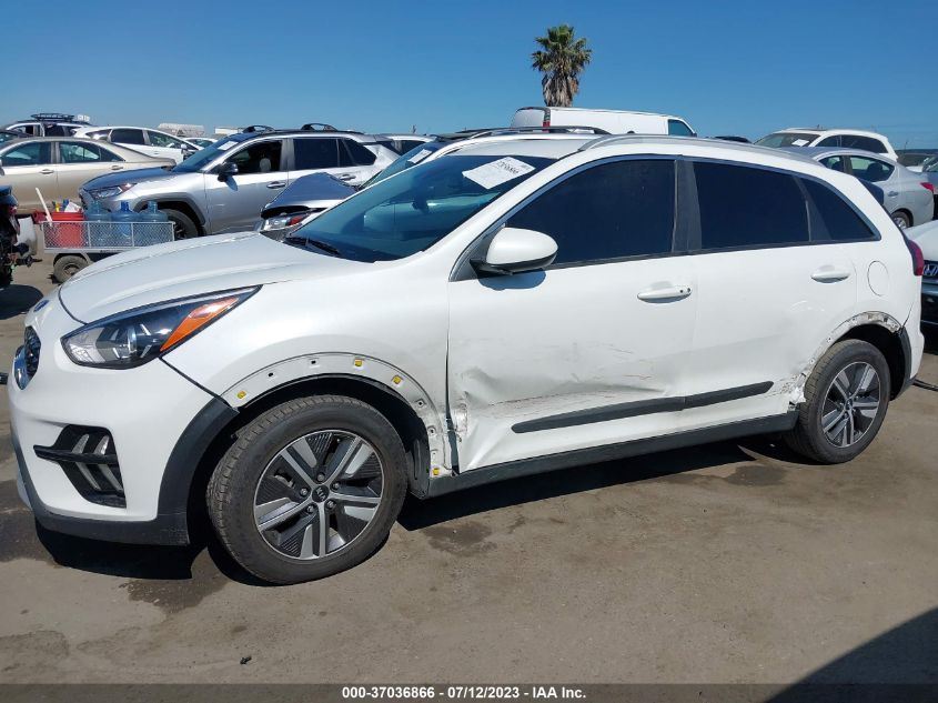 KNDCB3LC4M5481281 Kia Niro LXS 6