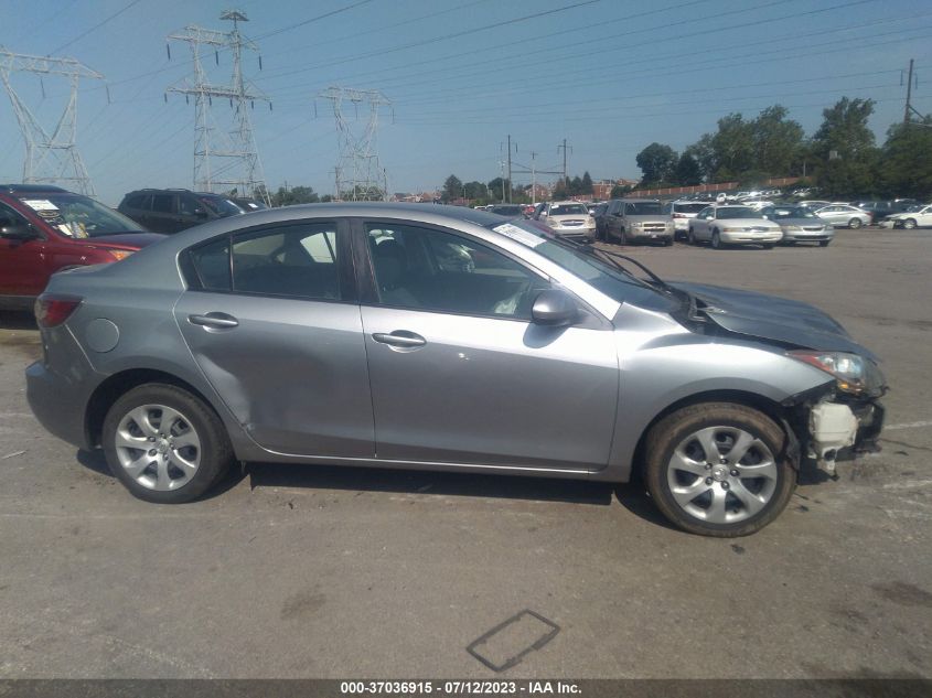 2013 MAZDA MAZDA3 I SPORT - JM1BL1UP0D1850305