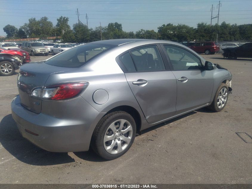 2013 MAZDA MAZDA3 I SPORT - JM1BL1UP0D1850305