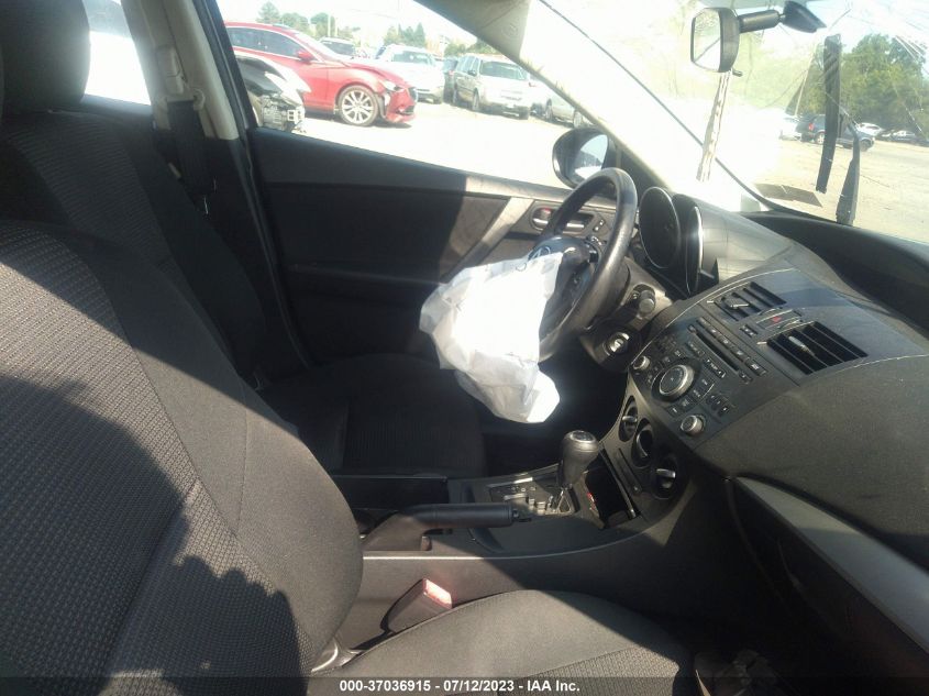 2013 MAZDA MAZDA3 I SPORT - JM1BL1UP0D1850305
