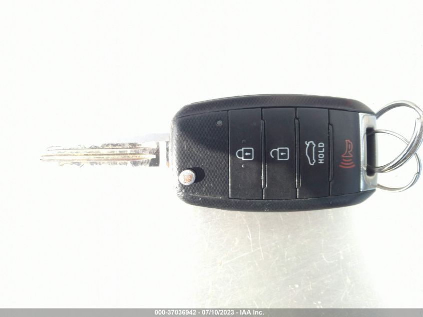 2016 KIA FORTE LX - KNAFK4A67G5495404