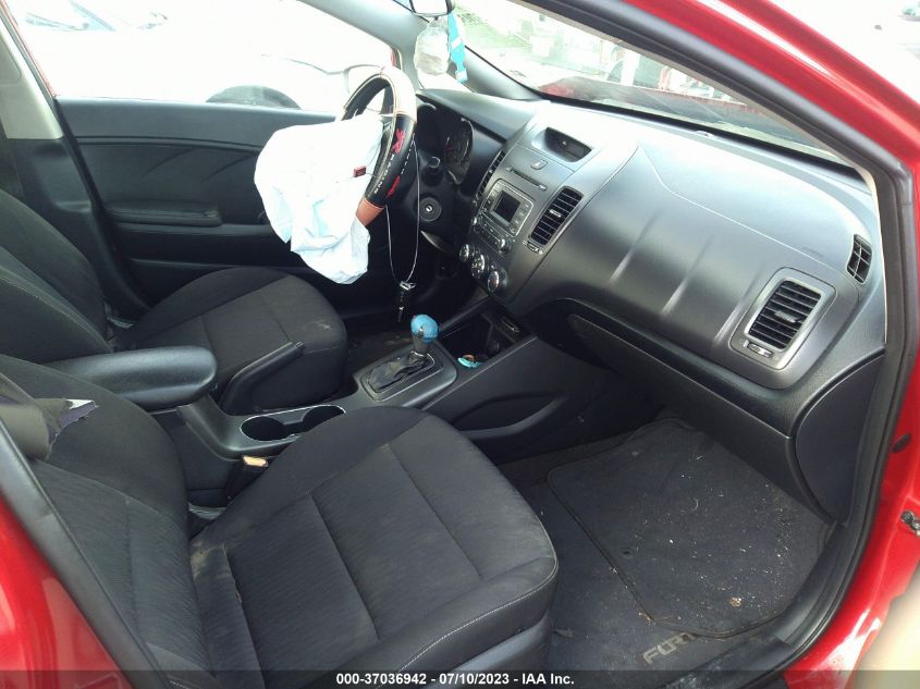 2016 KIA FORTE LX - KNAFK4A67G5495404