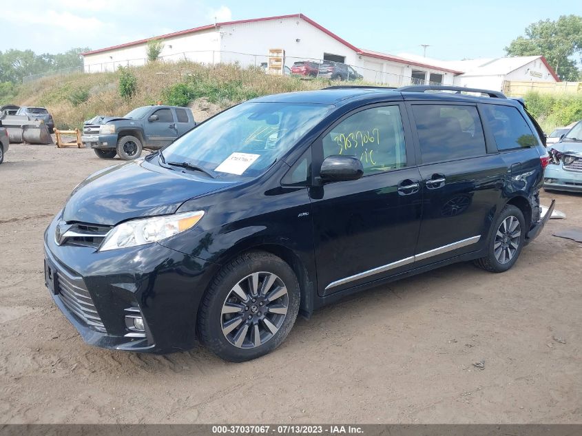 5TDDZ3DC6JS207469 2018 TOYOTA SIENNA, photo no. 2