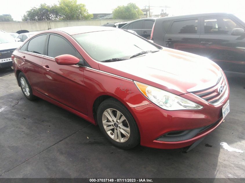 2014 HYUNDAI SONATA GLS - 5NPEB4AC7EH924526