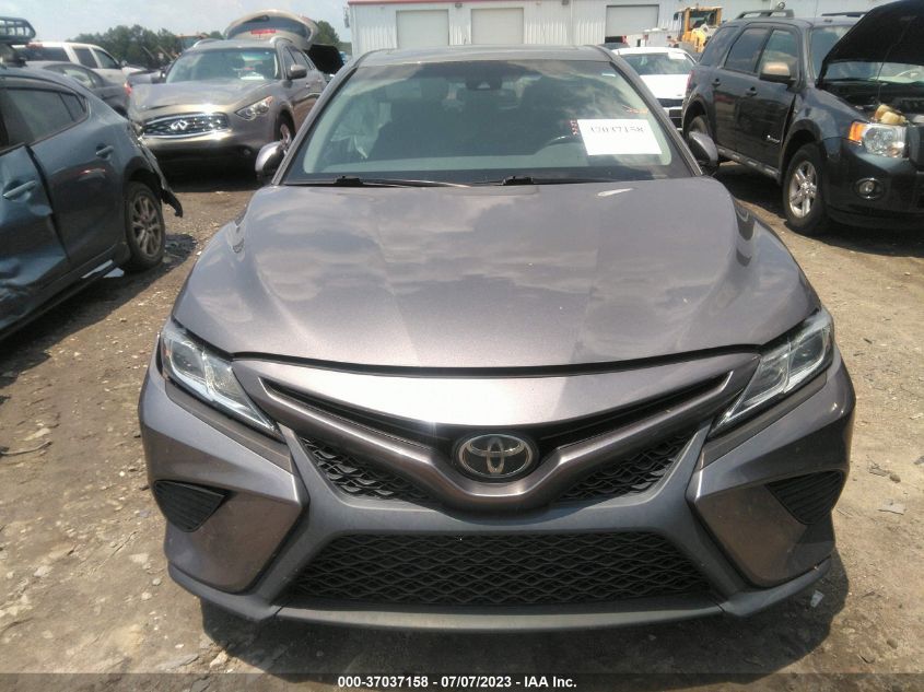 2018 TOYOTA CAMRY L/LE/XLE/SE/XSE - 4T1B11HK2JU560058