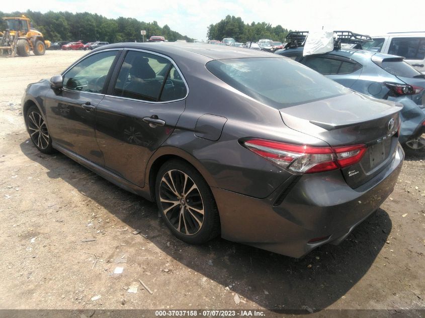 2018 TOYOTA CAMRY L/LE/XLE/SE/XSE - 4T1B11HK2JU560058