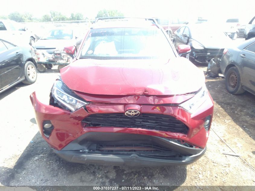 2021 TOYOTA RAV4 XLE - 2T3P1RFV3MW232502