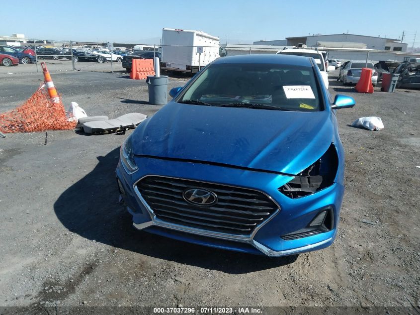 2018 HYUNDAI SONATA SE - 5NPE24AF5JH656404