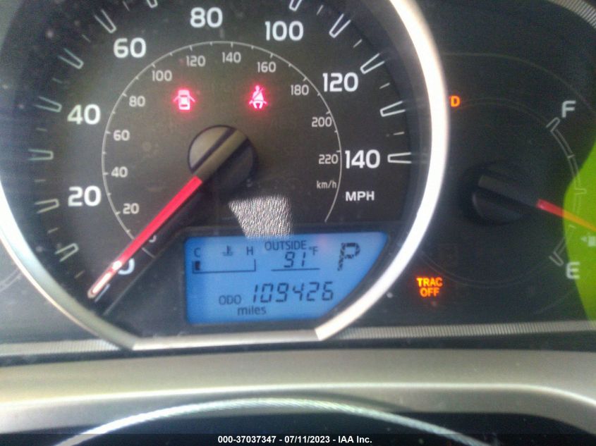 2015 TOYOTA RAV4 XLE - JTMRFREV8FD171286