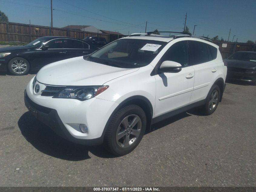 2015 TOYOTA RAV4 XLE - JTMRFREV8FD171286