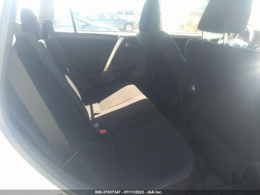 2015 TOYOTA RAV4 XLE - JTMRFREV8FD171286