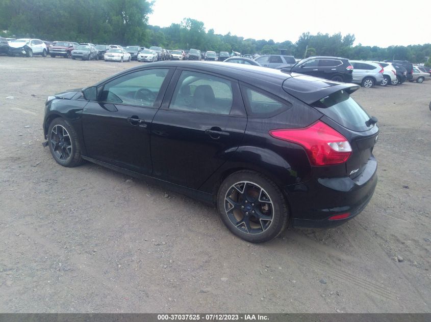 2013 FORD FOCUS SE - 1FADP3K23DL131835