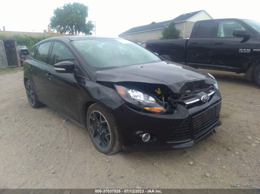 2013 FORD FOCUS SE - 1FADP3K23DL131835