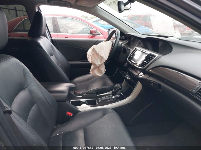 2017 HONDA ACCORD SEDAN EX-L - 1HGCR2F82HA105304