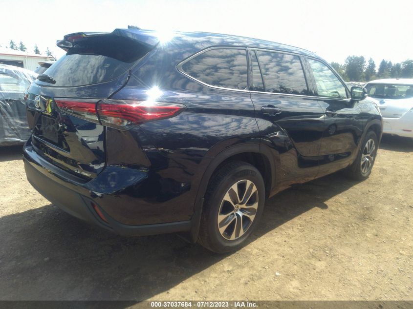 2021 TOYOTA HIGHLANDER XLE - 5TDHZRBH8MS531479