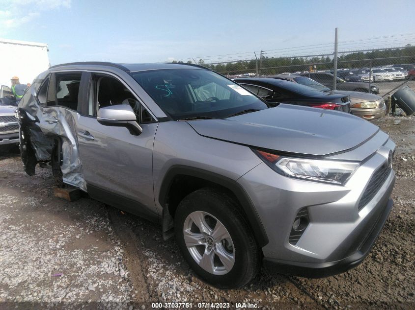 2021 TOYOTA RAV4 XLE - 2T3W1RFV8MC118735