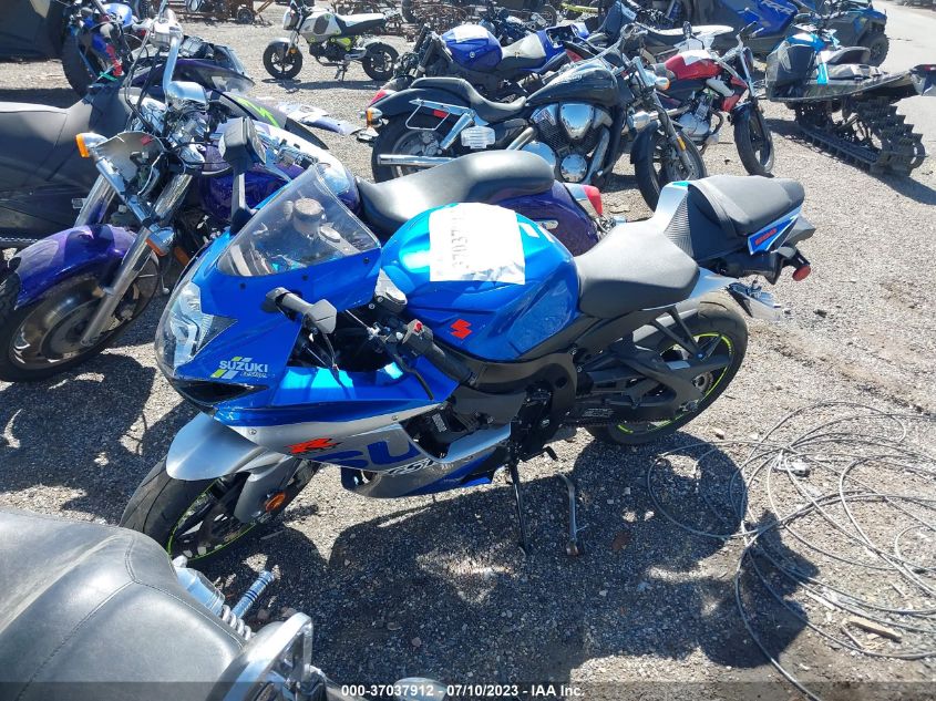 2021 SUZUKI GSX-R600 - JS1GN7FA8M7100122