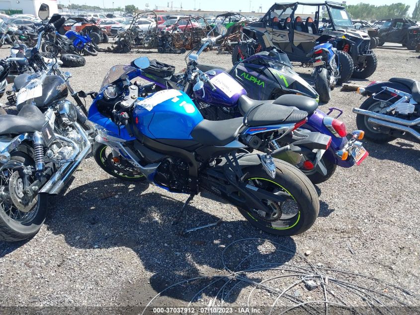 2021 SUZUKI GSX-R600 - JS1GN7FA8M7100122