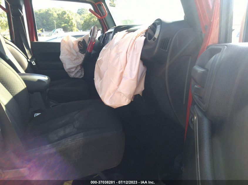 2014 JEEP WRANGLER UNLIMITED SPORT - 1C4BJWDG0EL121052