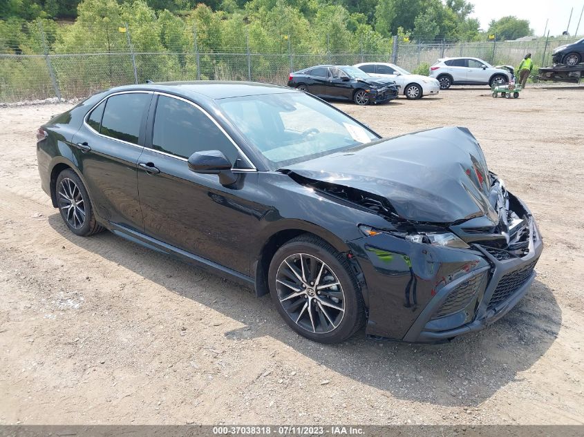 2021 TOYOTA CAMRY SE - 4T1G11AK1MU493196