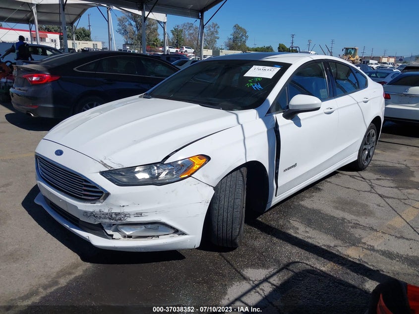 VIN 3FA6P0LU2JR269936 2018 FORD FUSION HYBRID SE