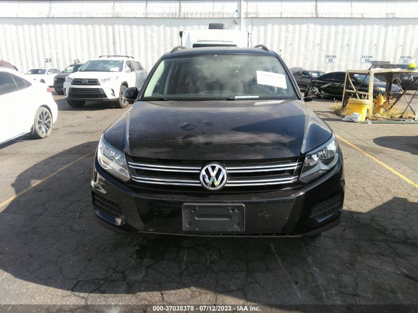 VIN WVGBV7AX8HK030406 2017 VOLKSWAGEN TIGUAN no.11