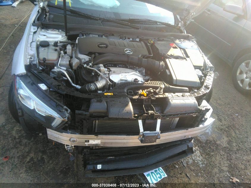 2021 MERCEDES-BENZ A-CLASS A 220 W1K3G4EB1MJ267454