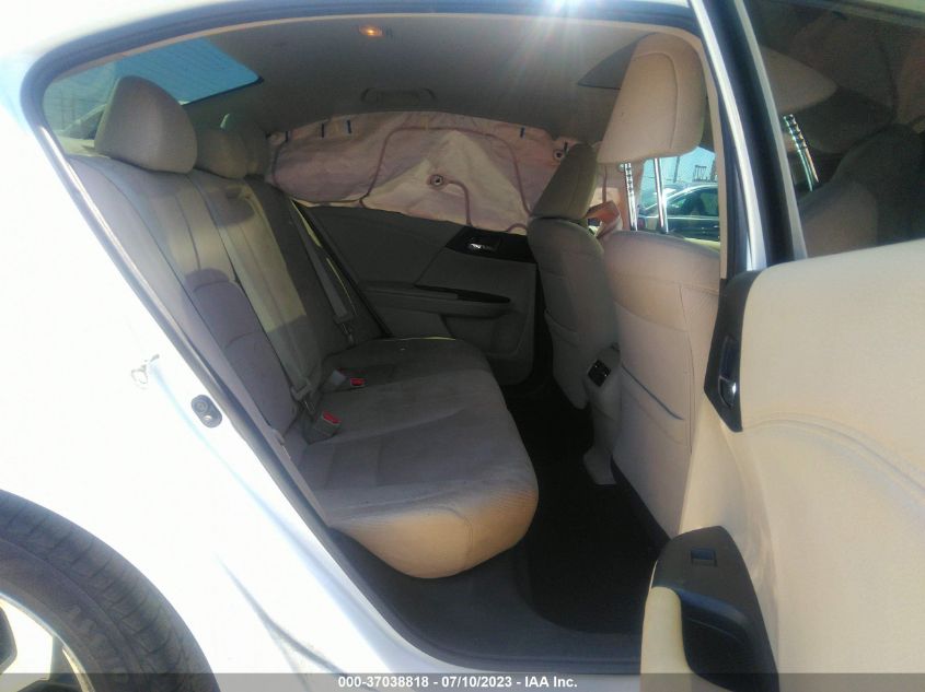 2016 HONDA ACCORD SEDAN EX - 1HGCR2F76GA084320