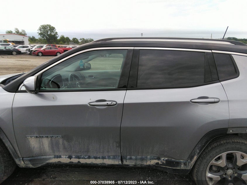 VIN 3C4NJDCB8JT349127 2018 JEEP COMPASS LIMITED