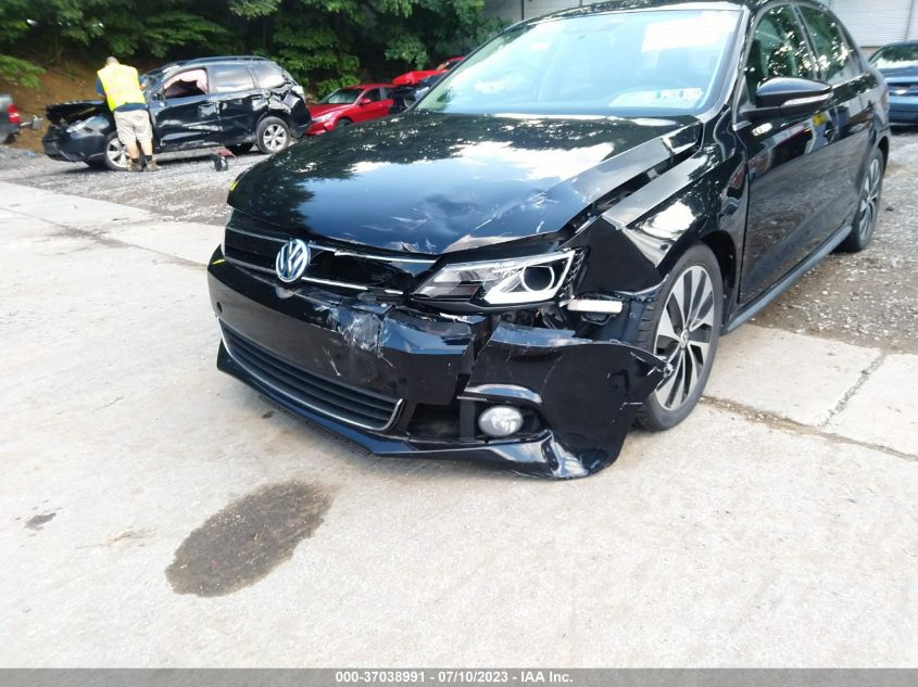 2014 VOLKSWAGEN JETTA SEDAN HYBRID SEL PREMIUM - 3VW637AJXEM248954