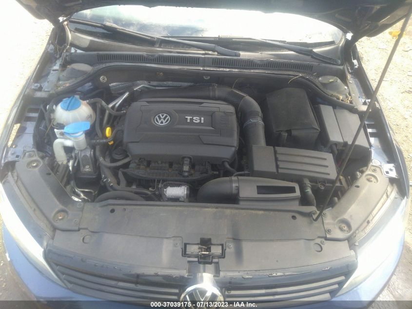 2014 VOLKSWAGEN JETTA SEDAN SE - 3VWD17AJ6EM417980