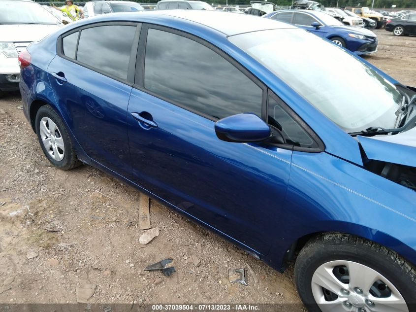 2018 KIA FORTE LX - 3KPFK4A7XJE205485